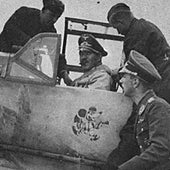 El error de novato que pudo matar al piloto de caza nazi más letal en su última misión