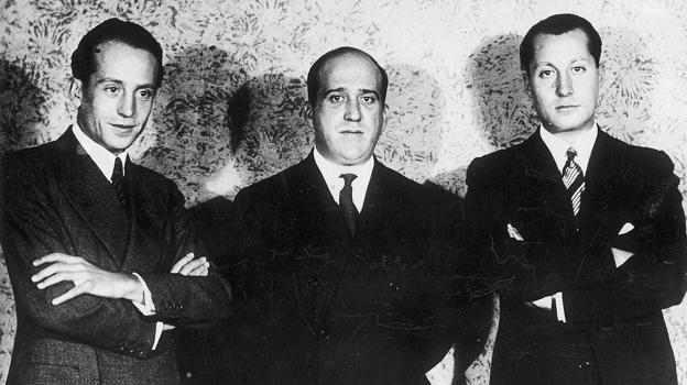 Alfonso García-Valdecasas, Julio Ruiz de Alda y José Antonio Primo de Rivera en la fundación de Falange.