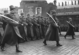 De Stalin a Putin: la gran mentira que esconde Rusia tras el desfile del Día de la Victoria
