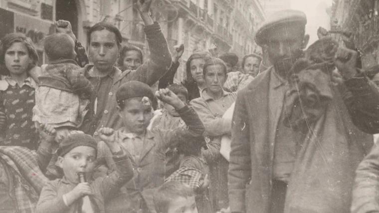 Valencia, febrero de 1937. Llegada de los evacuados de Málaga.