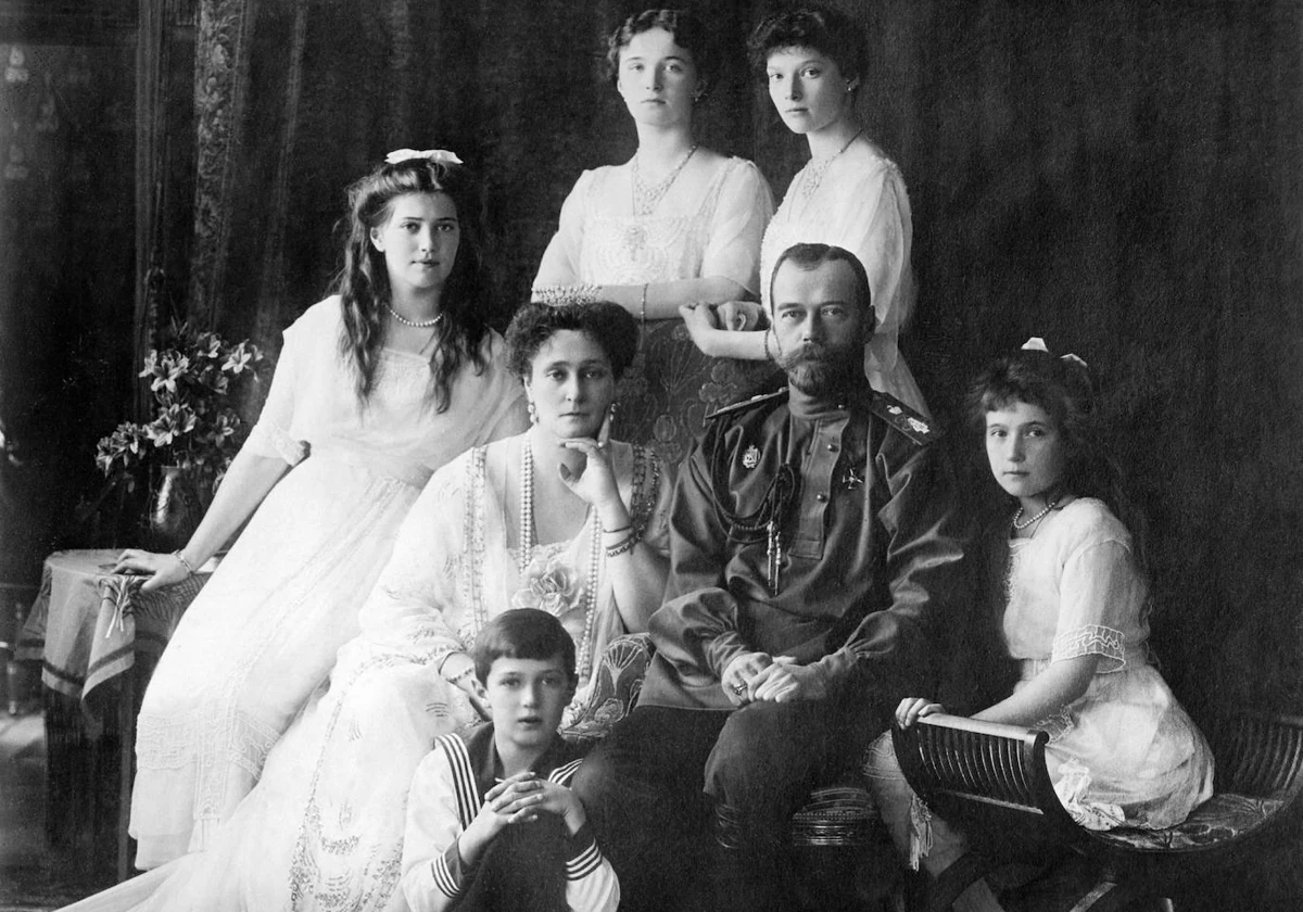 La historia de los supuestos hijos del Zar Nicolás II que sobrevivieron a la matanza comunista …