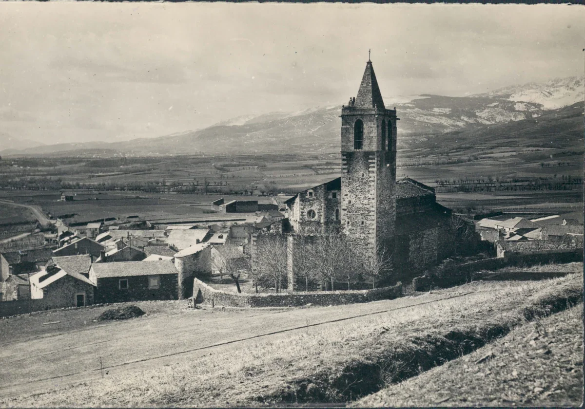 Imagen Llivia, en 1957