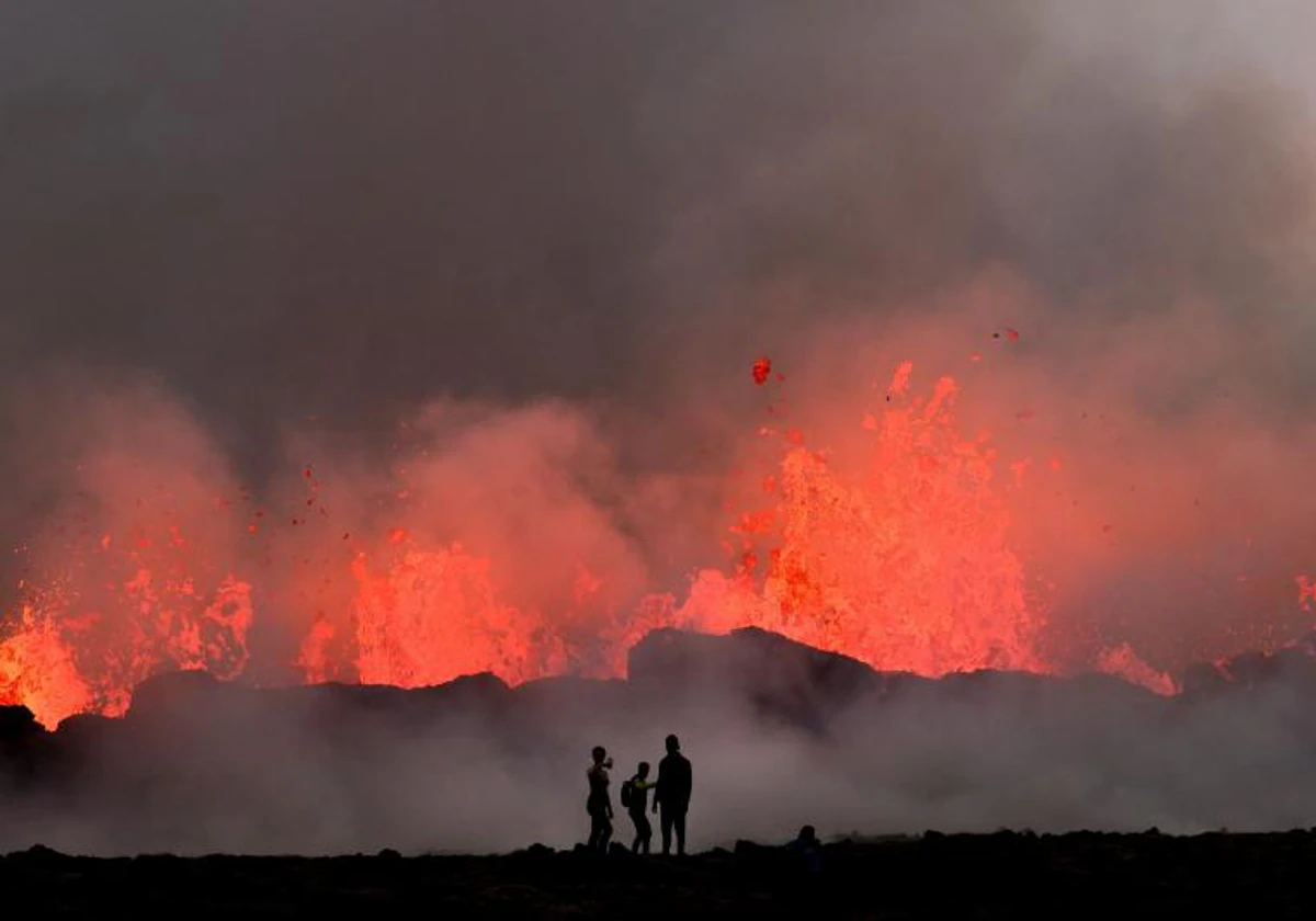 Erupción cerca de Litli Hrutur, al suroeste de Reykjavik, en Islandia