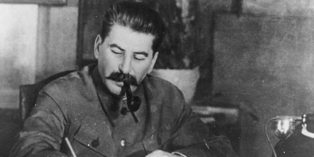 Cuando la URSS admitió con vergüenza las barbaridades de Stalin: «Fue imperdonable»