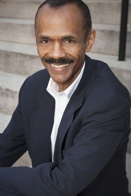 Michael N. Henderson, descendiente de una esclava