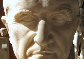 Busto de Craso exhibido en el Museo del Louvre