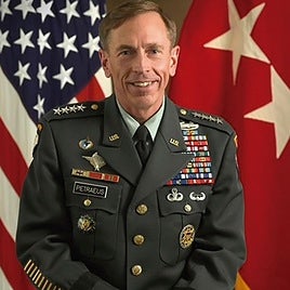 El general Petraeus, exdirector de la CIA, da las claves a ABC sobre la guerra futura