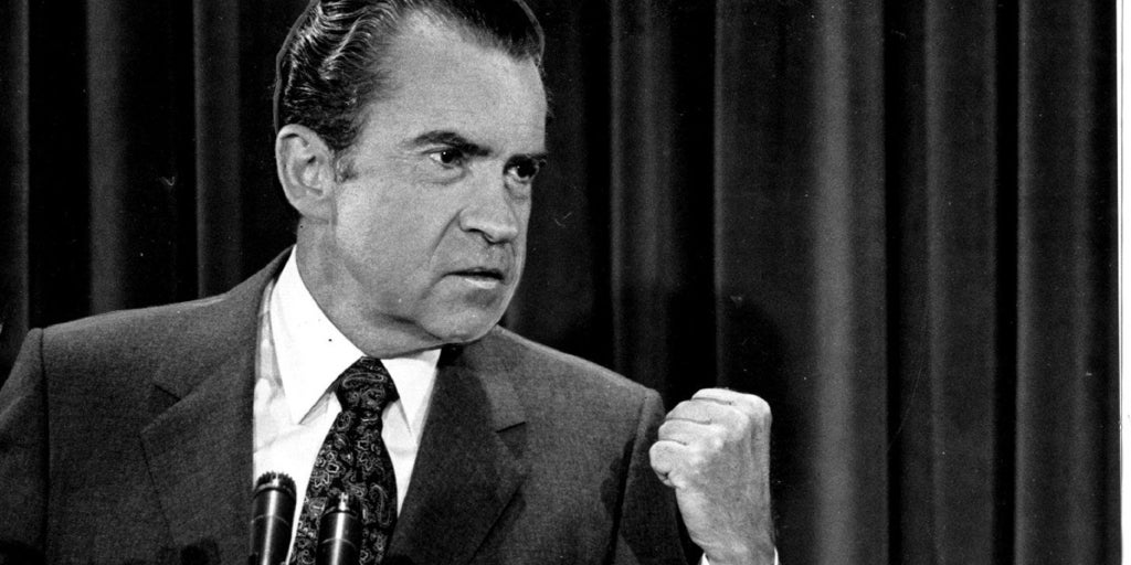 Nixon'un Holokost'a rağmen Hitler'in teğmenini serbest bırakmak istemesinin tuhaf nedeni