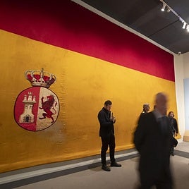 El gigantesco tesoro histórico de seis metros que la Armada expone por primera vez en décadas