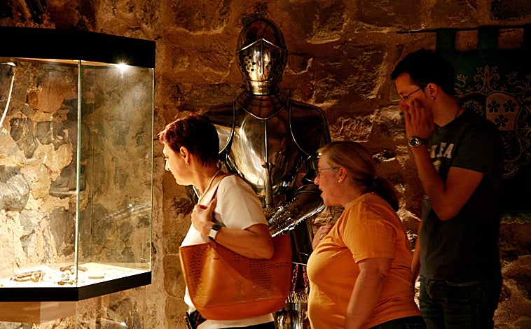 Kilisenin aforoz ettiği ve henüz hiçbir Papa'nın cezayı kaldırmadığı Trasmoz kasabası