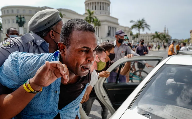 Un año de las históricas protestas en Cuba: de la esperanza al miedo