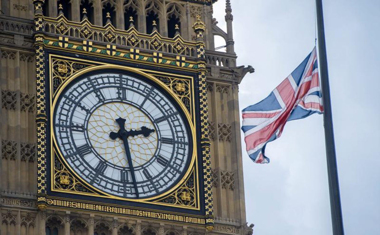 Los ‘tories’ presentan este martes una moción de censura contra el Gobierno de Johnson