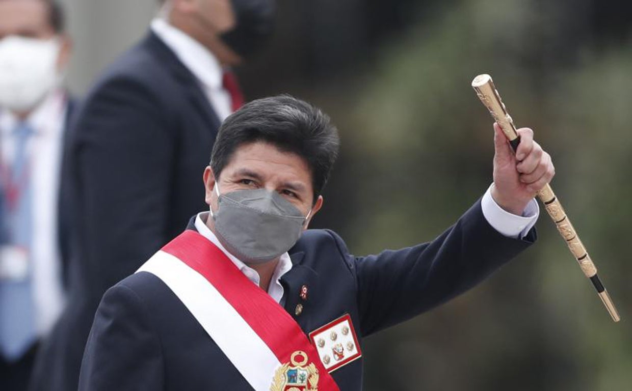 El Congreso de Perú impide al presidente Castillo ir a la toma de posesión de Petro