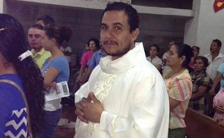 Daniel Ortega continúa su cruzada contra la Iglesia católica y detiene a un tercer sacerdote