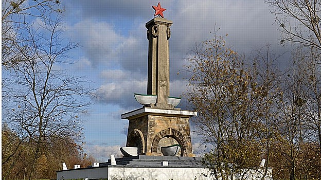 Monumento al Ejército Rojo en Mikolin