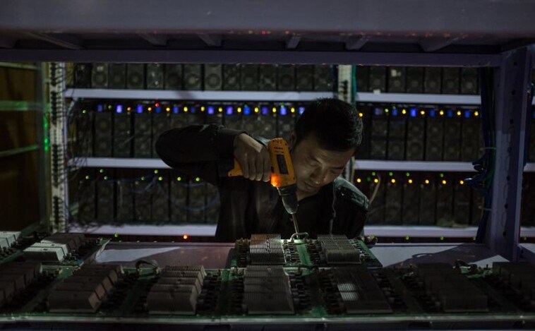 EE.UU. prohíbe a las empresas de «tecnología avanzada» construir fábricas en China durante una década