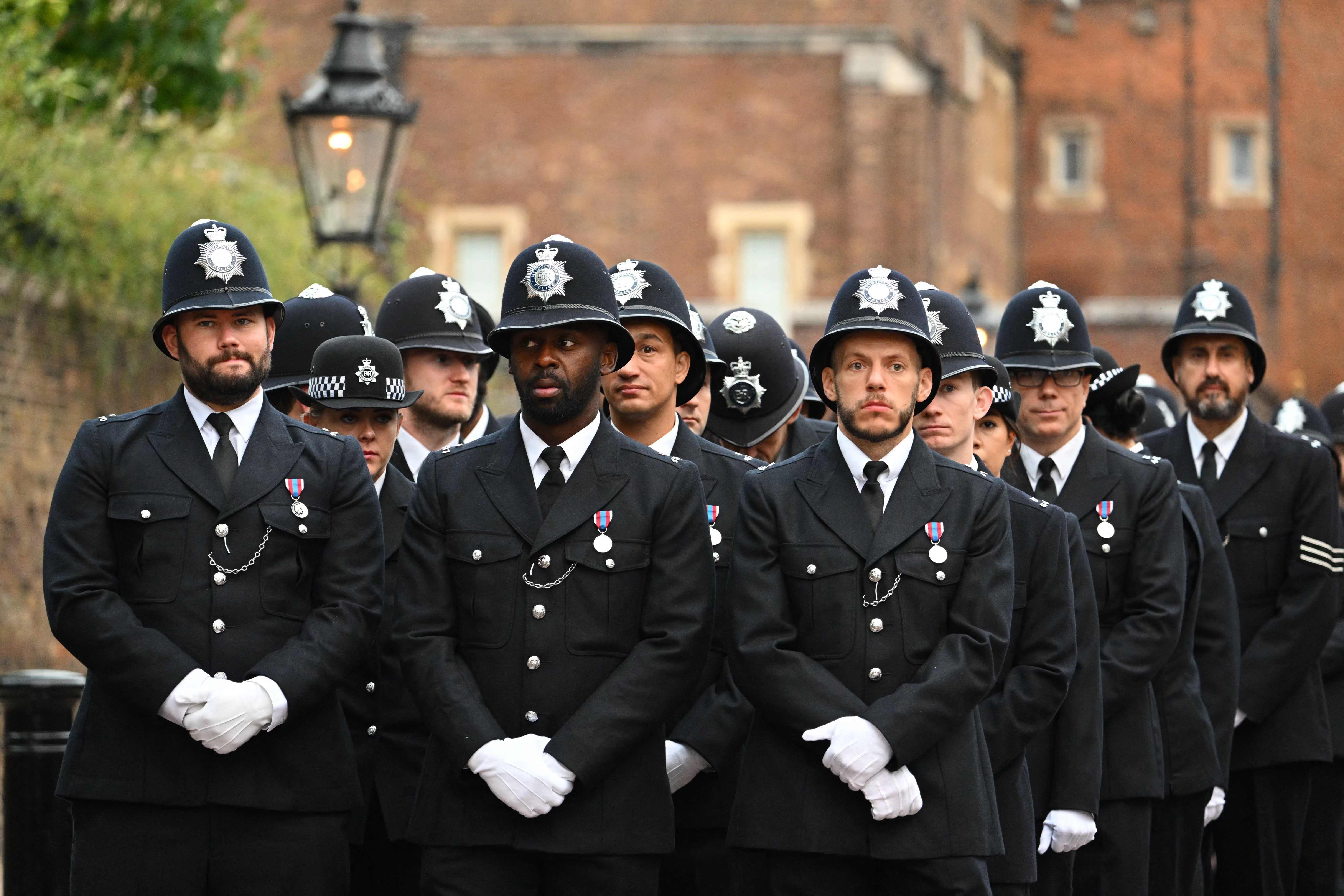 Gran despliegue policial en Londres, donde hoy se celebra el funeral de Estado de la Reina Isabel II.