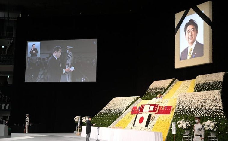 Polémico funeral de Estado en Japón para el ex primer ministro asesinado Shinzo Abe