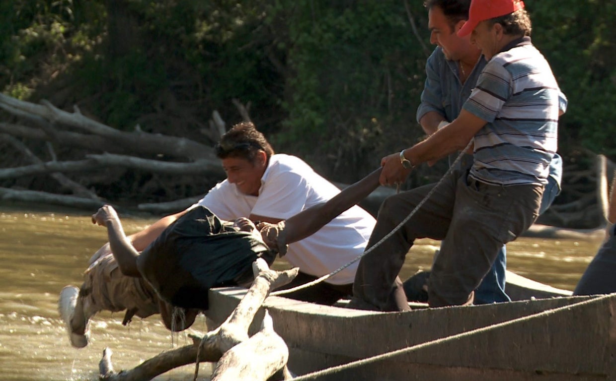 Foto de archivo de un rescate en el río Evros