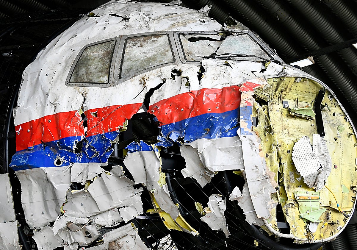 Restos del avión de Malaysia Airlines derribado en 2014