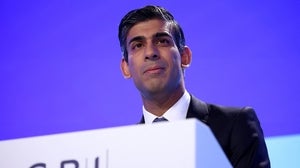 El primer ministro británico Rishi Sunak habla este luens durante la conferencia de la Confederación de la Industria Británica (CBI) en Birmingham