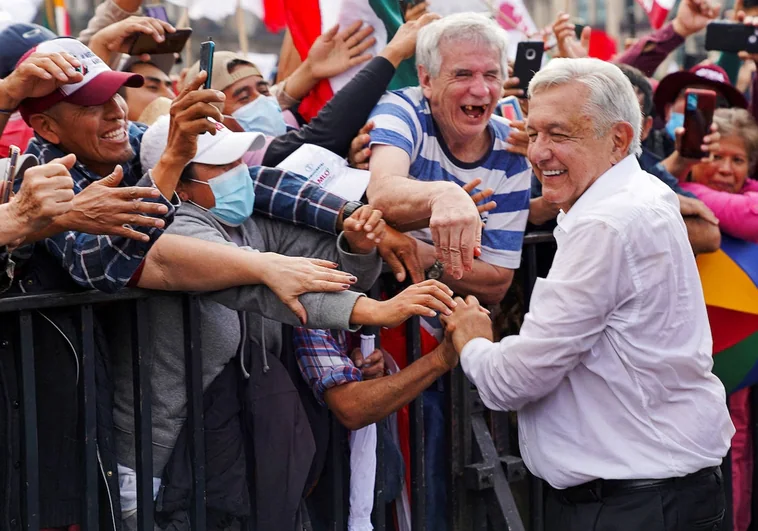 López Obrador busca una reforma electoral que perpetúe su poder