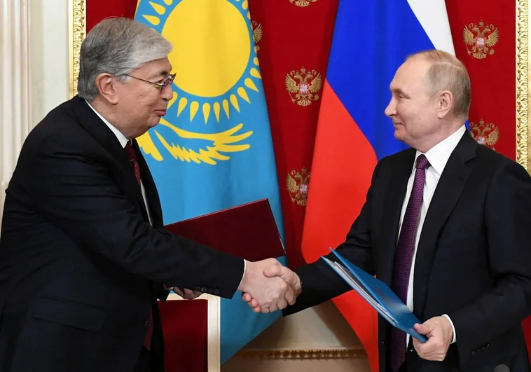 Putin trata de recomponer la relación con Kazajistán para impedir el desmoronamiento de sus alianzas dentro del espacio ex soviético