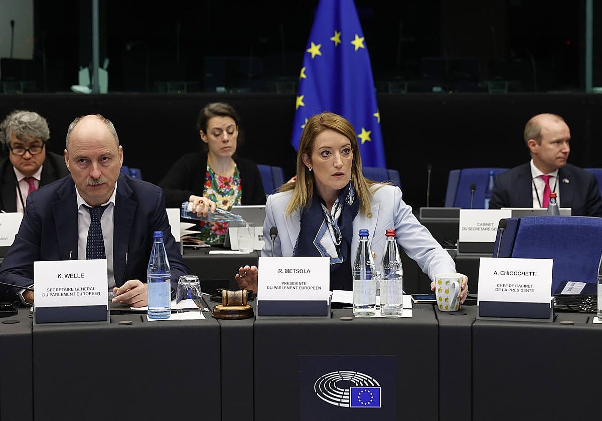 La presidenta del Parlamento Europeo, Metsola, en Estrasburgo durante el plenario