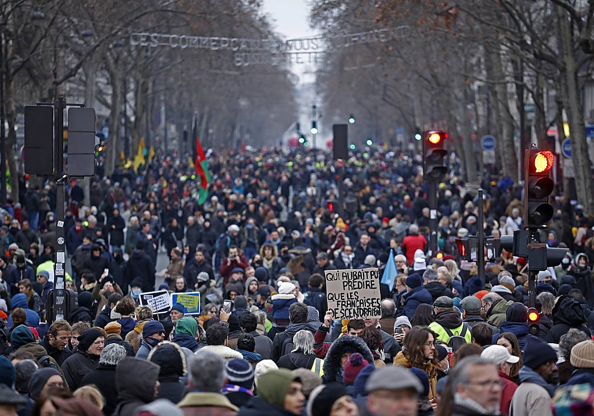 Manifestación en París contra la reforma de las pensiones de Macron