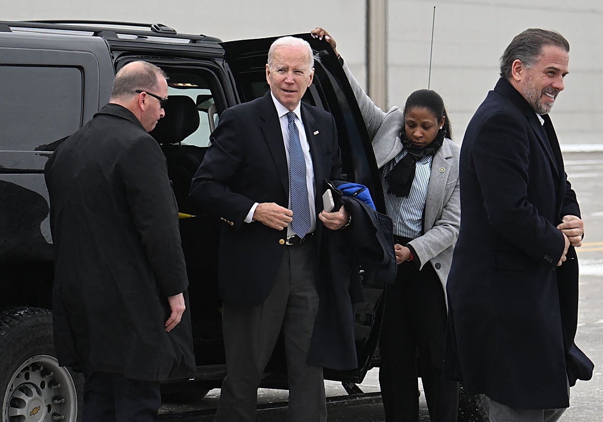 Joe Biden y su hijo Hunter