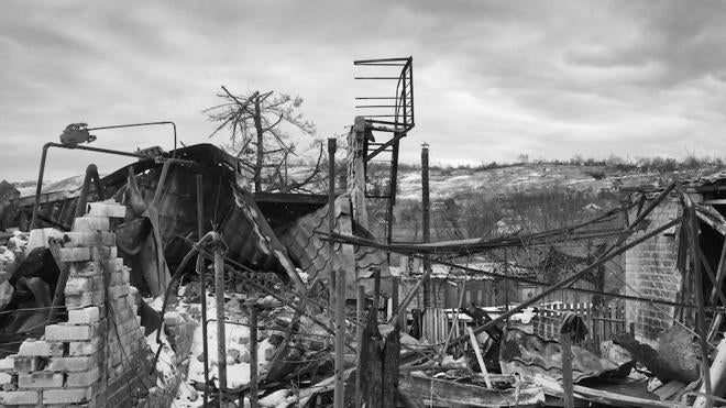 La localidad de Bohorodychne está totalmente destruida por culpa de los fuertes combates entre las tropas ucranianas y las tropas rusas.