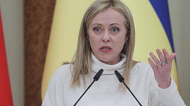 Meloni durante su viaje a Kiev