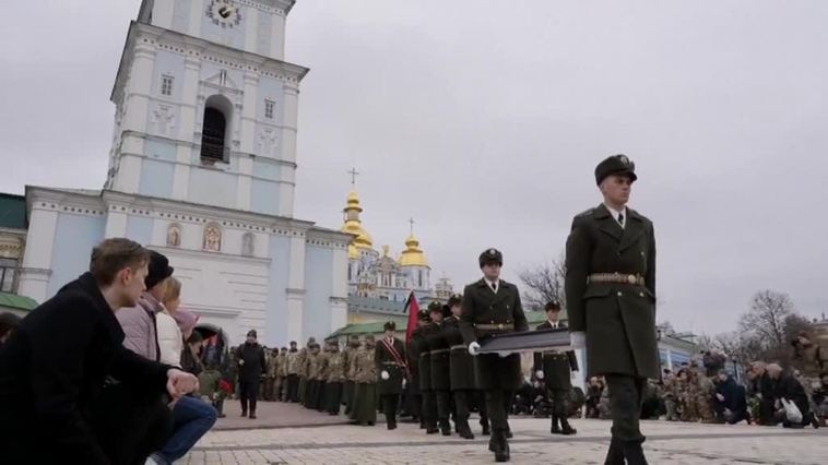 Zelenskiy asiste al funeral de "Da Vinci", el héroe caído de Ucrania