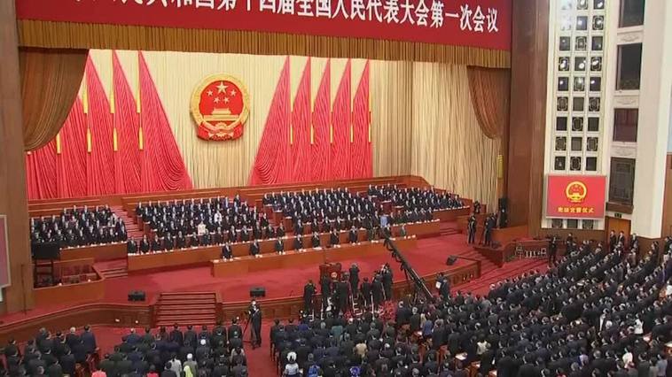 El nuevo primer ministro chino Li Qiang jura su cargo en la Asamblea Popular Nacional