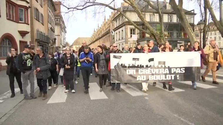 Francia 'protesta': 169 detenidos en una nueva noche de disturbios