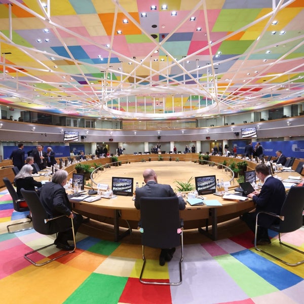 Zelenski pide a los europeos que aceleren la entrega de armas