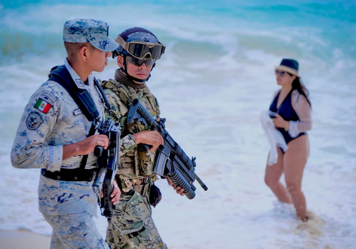 México despliega a sus militares en las playas para frenar el crimen organizado