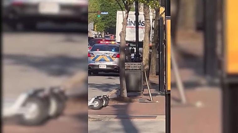 Al menos cinco muertos y seis heridos por un tiroteo en Louisville, Kentucky