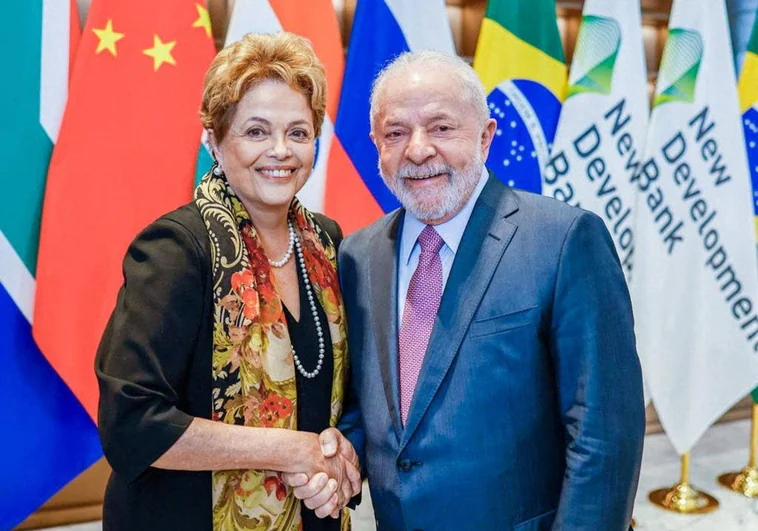 La depuesta Dilma Rousseff regresa a la primera línea aupada por Lula