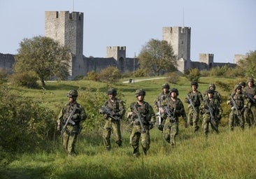 Suecia lleva a cabo maniobras militares en la isla de Gotland con 26.000 soldados de 13 países