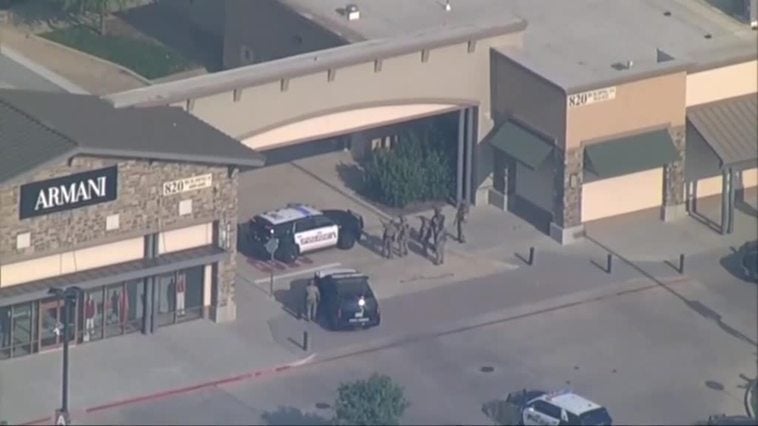 Al menos ocho muertos en un tiroteo en un centro comercial en Texas