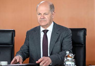 Alemania presupuesta mil millones extraordinarios para atención a refugiados