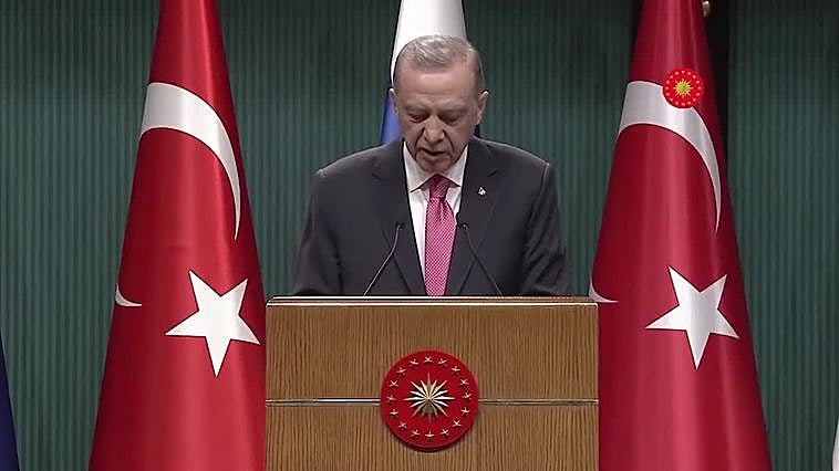 Resultados no oficiales dan a Erdogan ventaja sobre Kiliçdaroglu en las presidenciales turcas