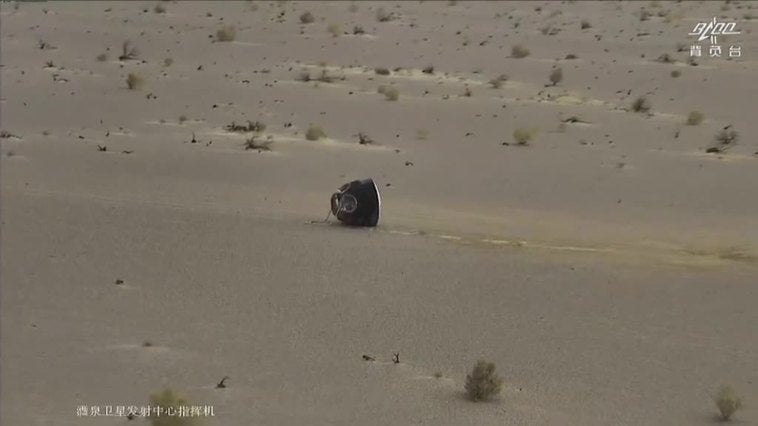 Regresan a la Tierra tres astronautas chinos después de 6 meses en el espacio