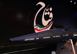 Irán presenta el primer misil hipersónico capaz de viajar a velocidades 5 veces superiores a la del sonido