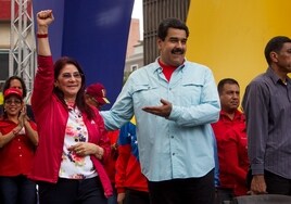 Maduro busca la reelección con un CNE controlado por su esposa Cilia Flores