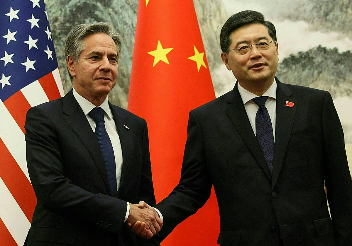 Antony Blinken y el ministro de Relaciones Exteriores de China, Qin Gang, se reunen en Beijing