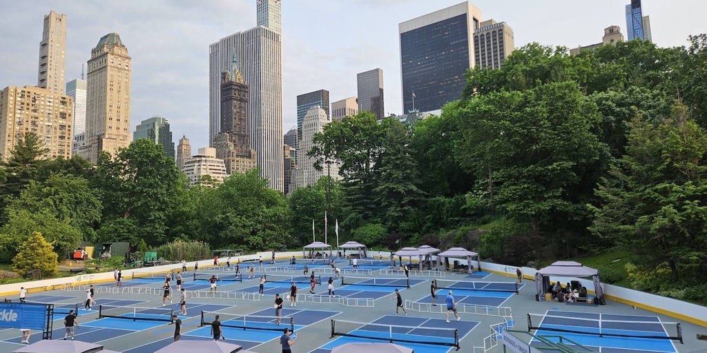 La guerra del ‘pickleball’: jugar a las palas se pone serio