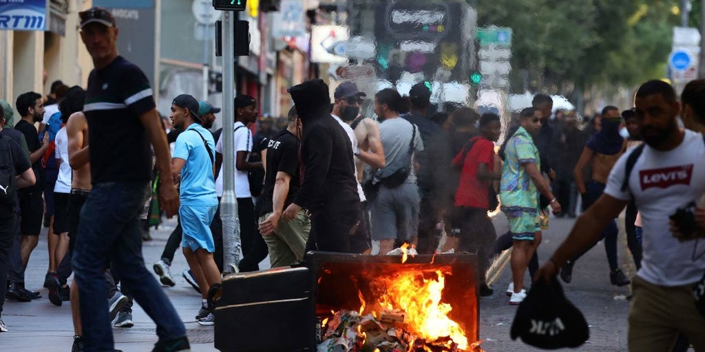 Quinta noche de tension y disruptios en France tras la muerte de un joven tiroteado por la Policia