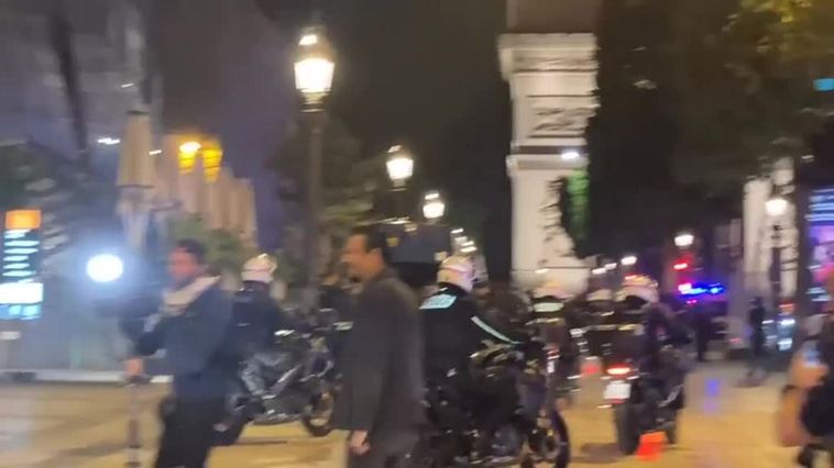 El centro de París se blinda para evitar una nueva noche de protestas